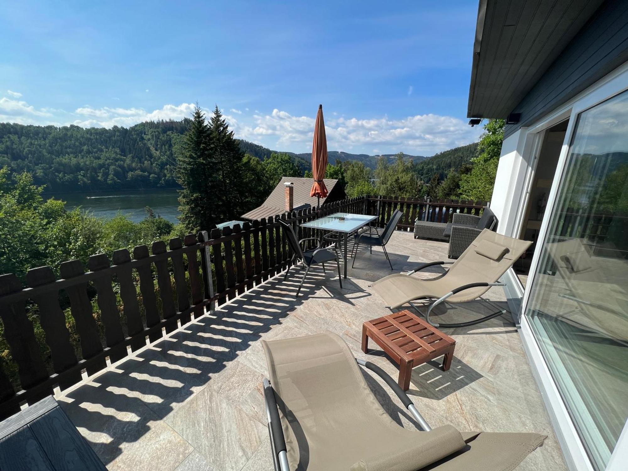 Вілла Saale-Residenz Unterwellenborn Екстер'єр фото